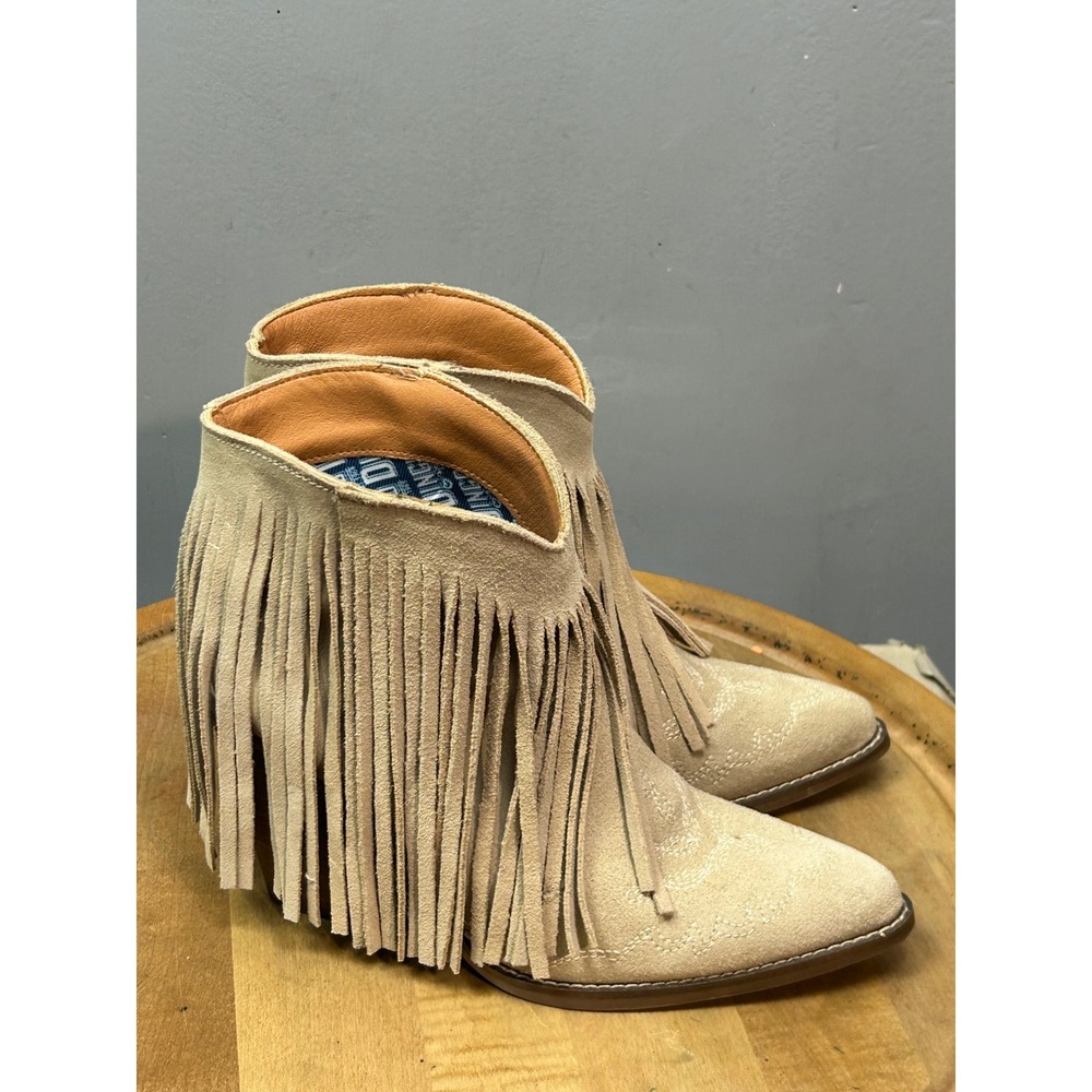 Dingo Ankle Boots Women 9.5M Sand Suede Fringe Western Pointed Toe Booties - Picture 9 of 13